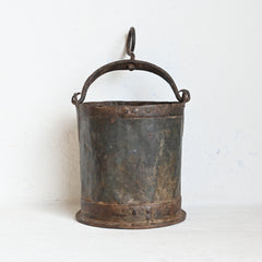 Vintage Indian Iron bucket 252272