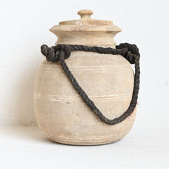 Vintage Indian Pot w/lid & rope 309880