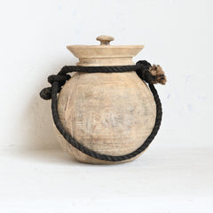 Vintage Indian Pot w/lid & rope 309880